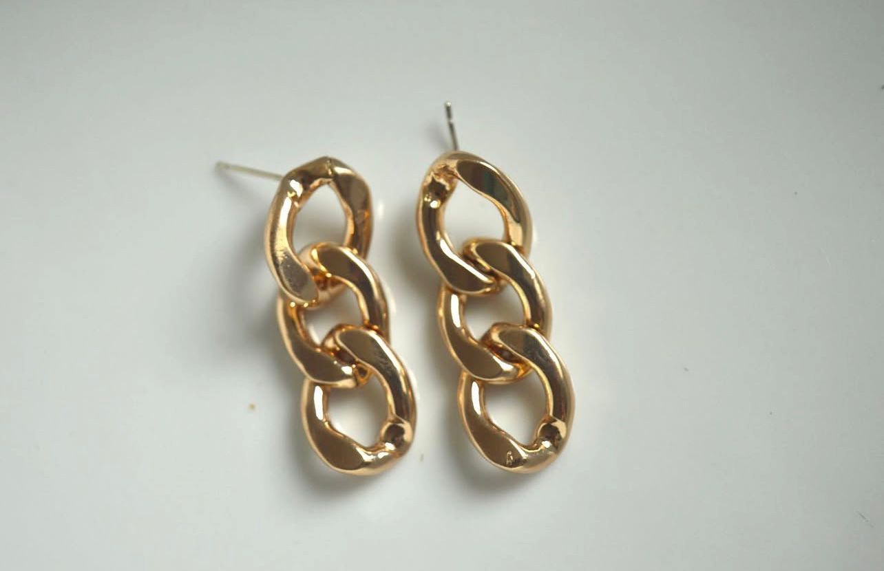 gold chain drop earrings