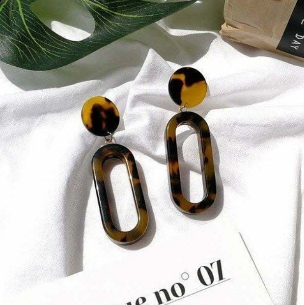 simple raisin brown drops